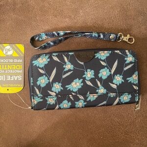 Travelon RFID Blocking Floral Wallet - Navy and Teal